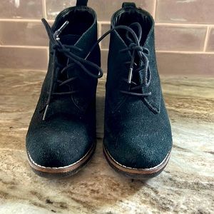 White mountain black Lambert suede dessert boot with wedge heel